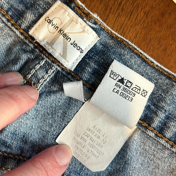 Calvin Klein jeans. Size 11. Inseam 32.  Boot cut double stone. - Picture 5 of 10